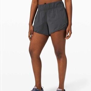 Lululemon Size 8 Strides Ahead High-Rise Short 4" Gray